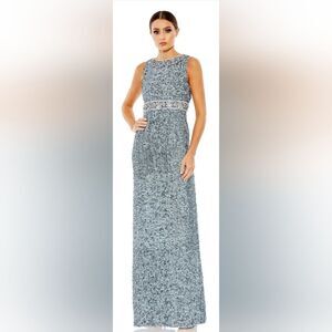 Mac Duggal SEQUINED SLEEVELESS EMBELLISHED NECKLINE GOWN NWT size 8 Blue (10839)